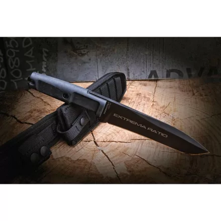 Extrema Ratio Dobermann iv tactical