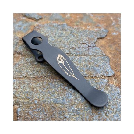 Spyderco Shaman Clip - Blacksmith "LYNCH logóval "