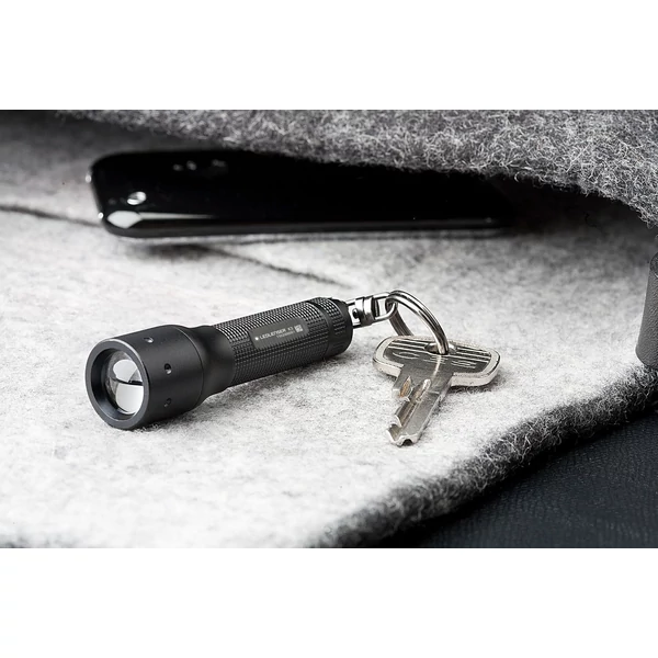 LEDLENSER K3 zseblámpa, 4xAG13, 15 lm, 8313