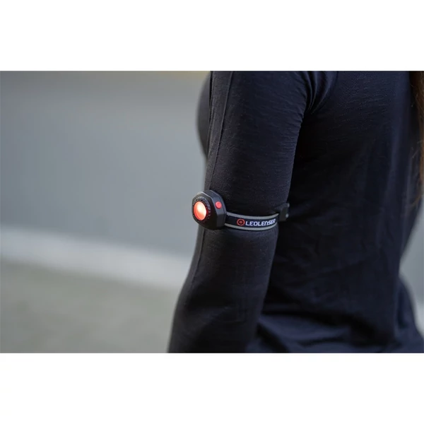 LEDLENSER CU2R tölthető jelzőlámpa futáshoz Li-ion/ Fekete